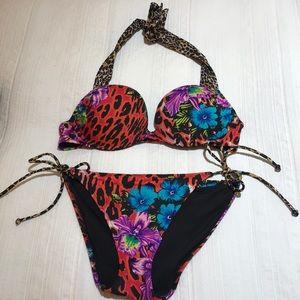 Victoria’s Secret Bombshell Bikini